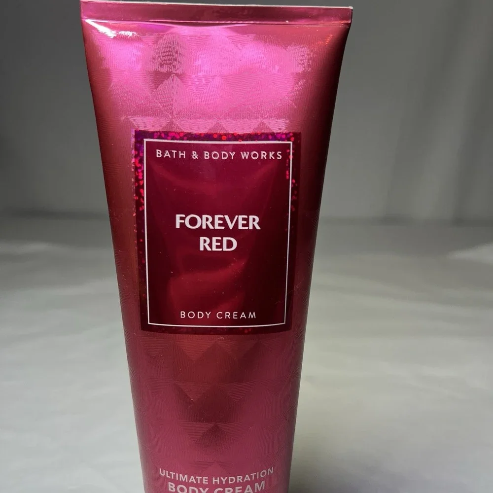 NEW BATH & BODY WORKS‎ FOREVER RED Ultimate Hydration Body Cream 8 OZ